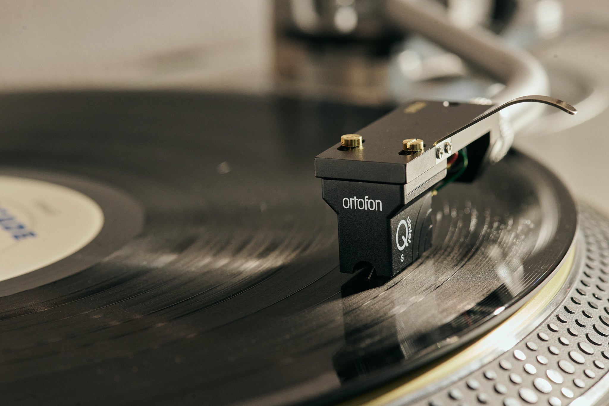 ortofon-mc-quintet-black-s-c-psula-mc-con-aguja-nude-shibata-y-cantil-ver-de-zaf image 4
