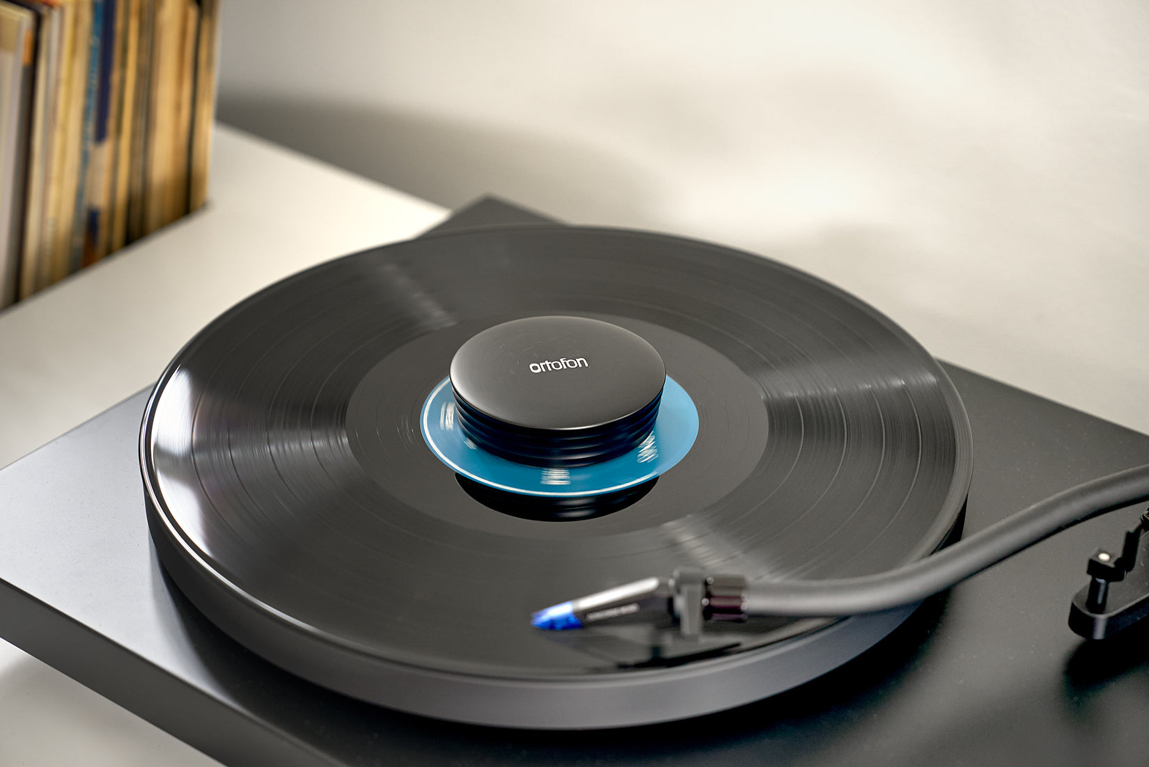 ortofon-record-stabilizer-estabilizador-de-discos-de-vinilo-con-acabado-anodizad image 3